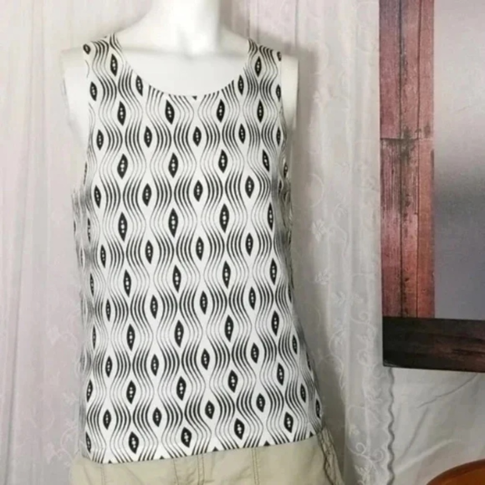 { ❤️ $5} Mod 60s Abstract Pattern Stretch Tank